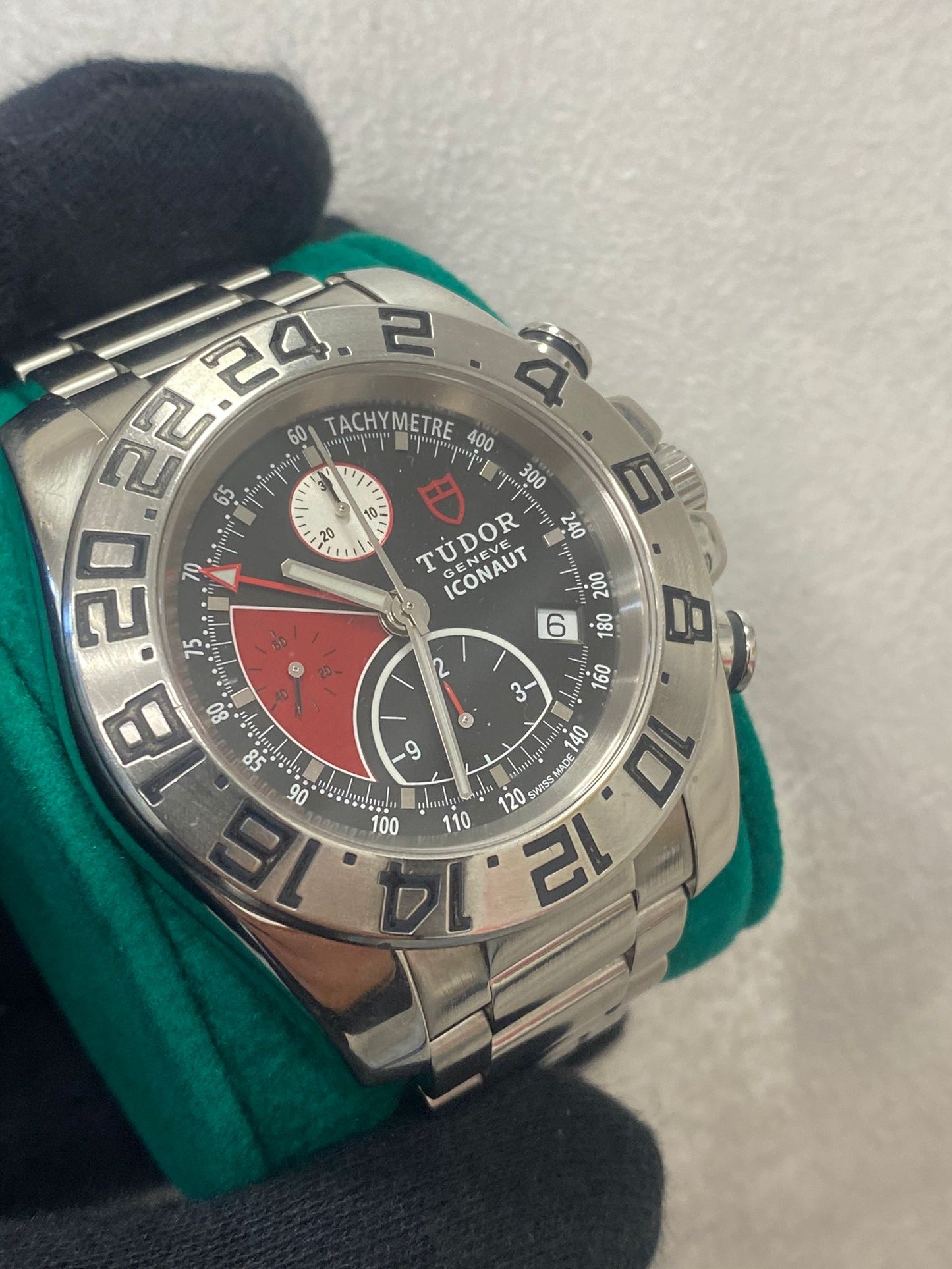 TUDOR Iconaut