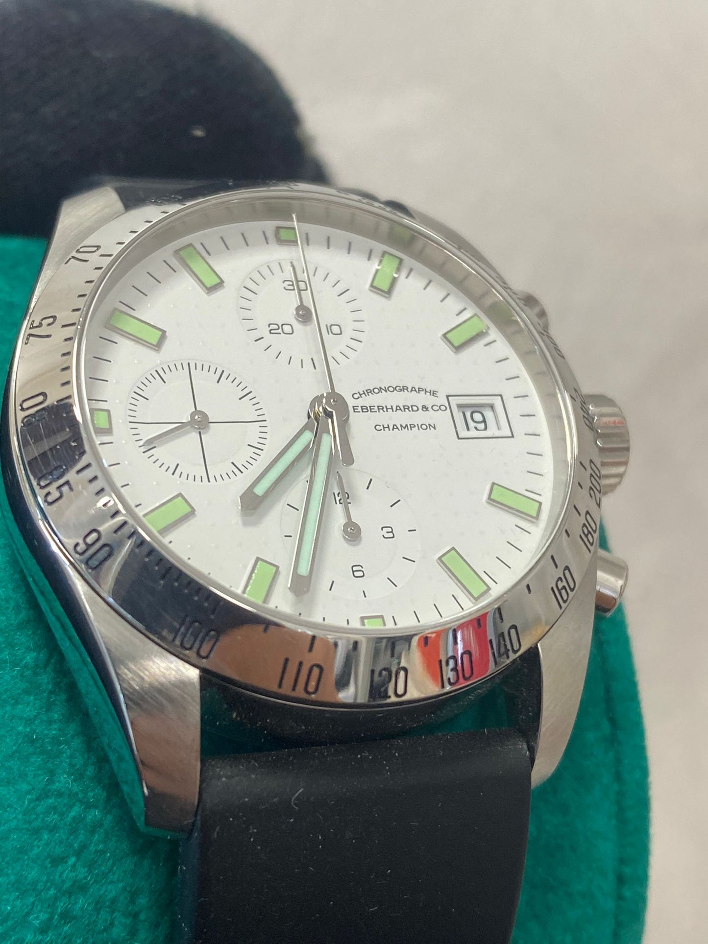 EBERHARD Champion
