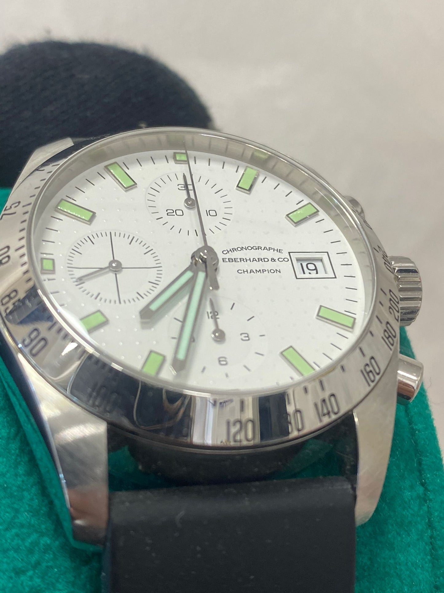 EBERHARD Champion