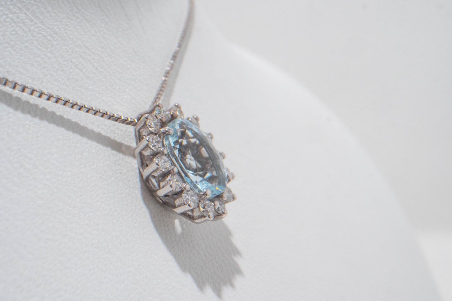 COLLANA Acquamarina Contorno Ovale