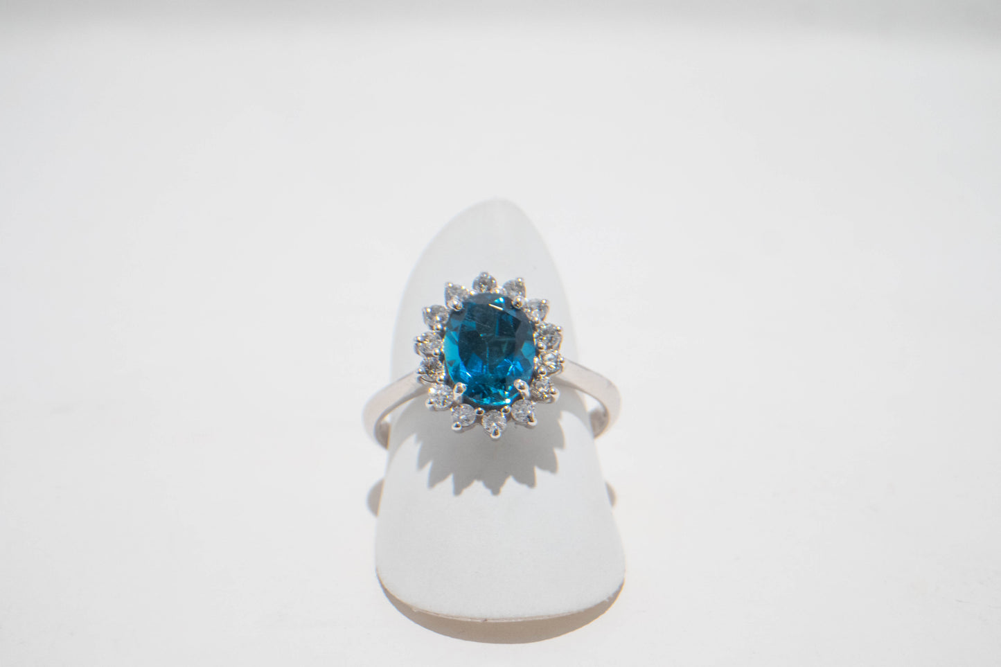 ANELLO Topazio Blu London Contorno Ovale