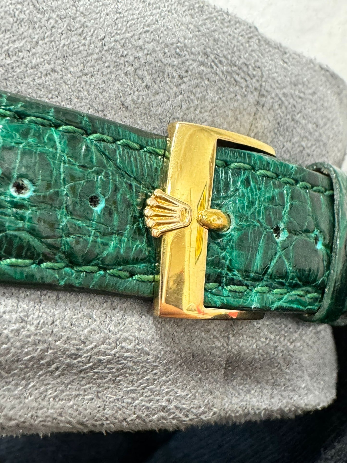 ROLEX Precision Shock-Resisting