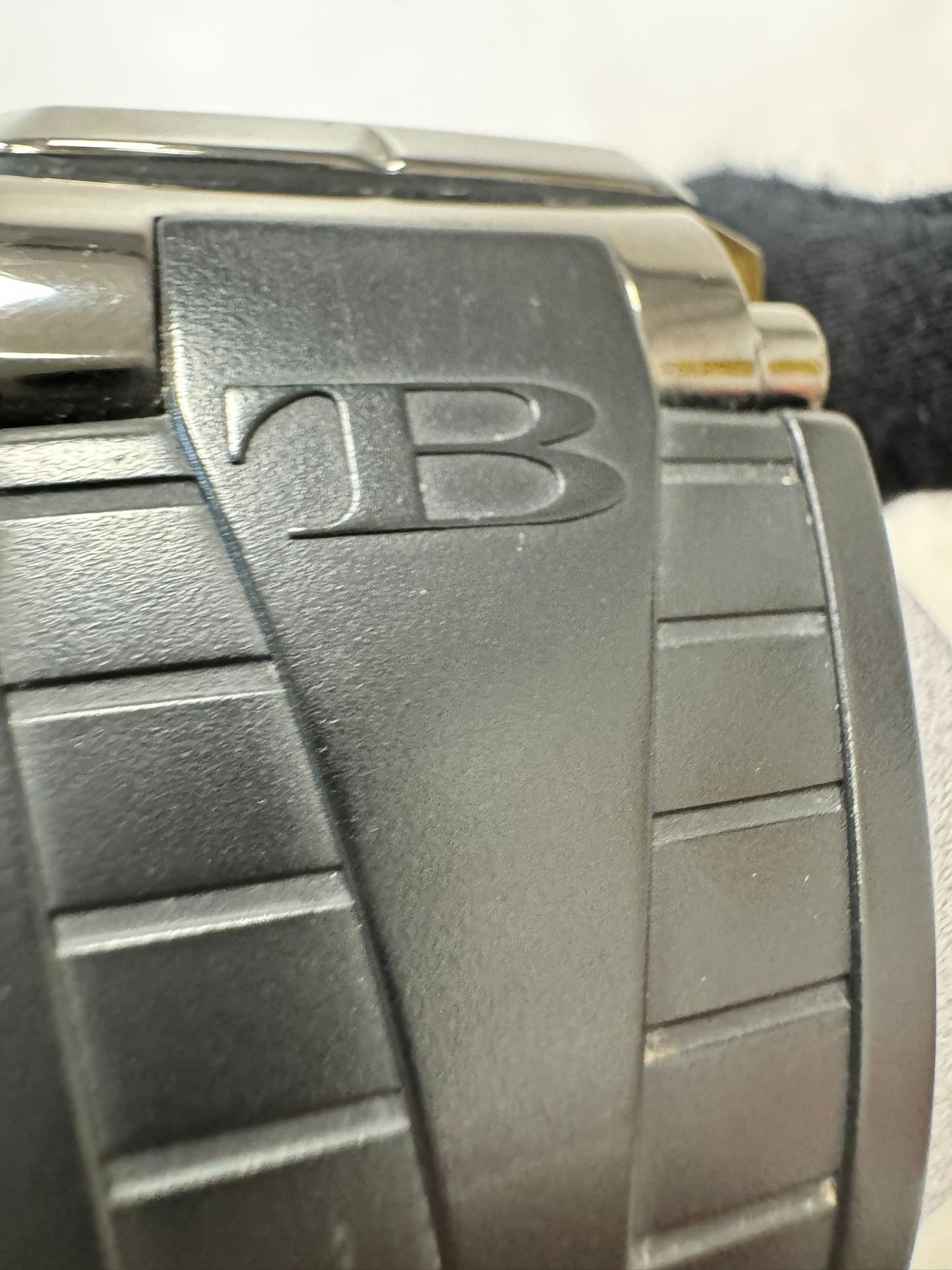 TB BUTI Magnum Solitario