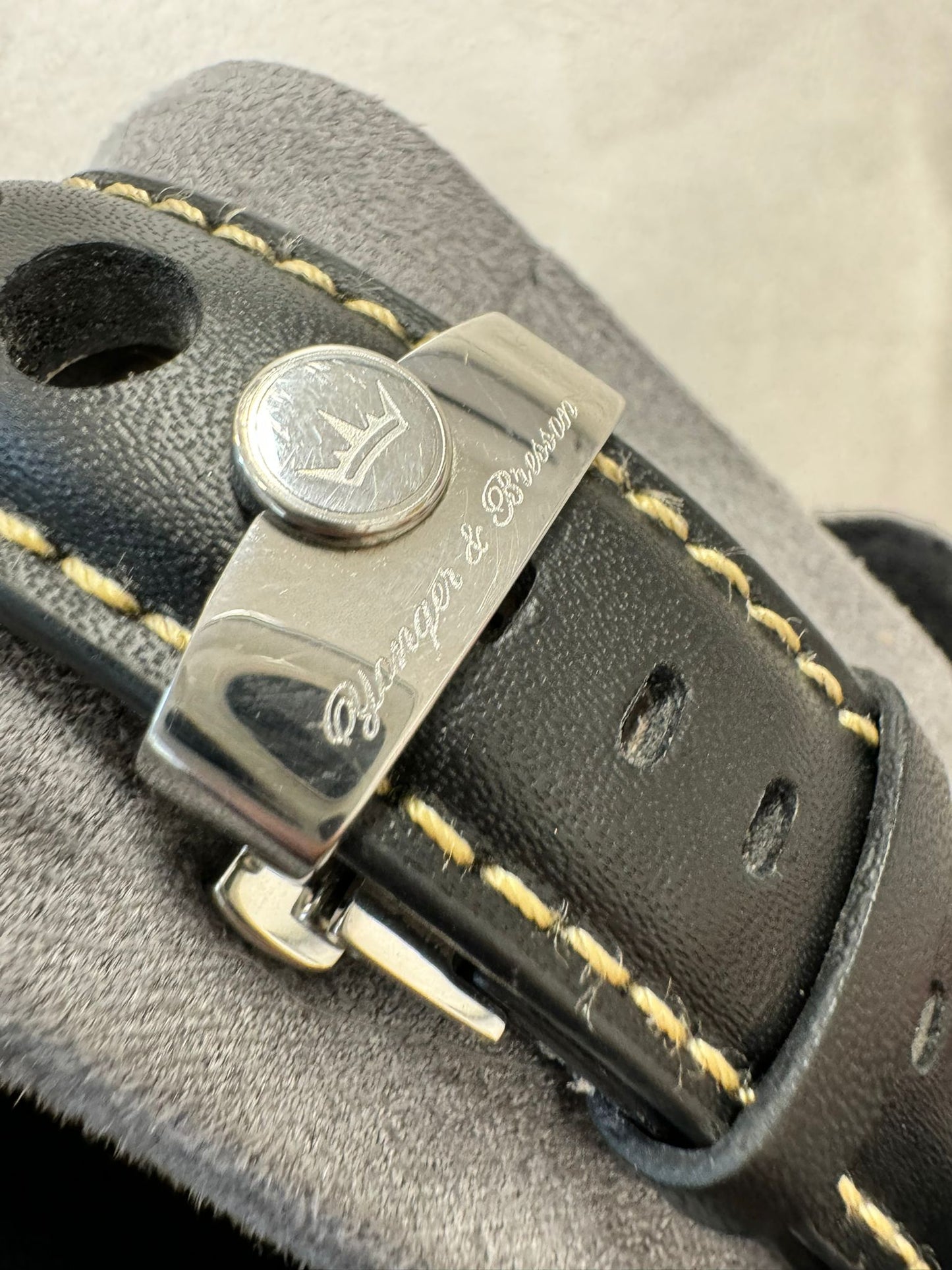 YOUNGER E BRESSON Rattrappante