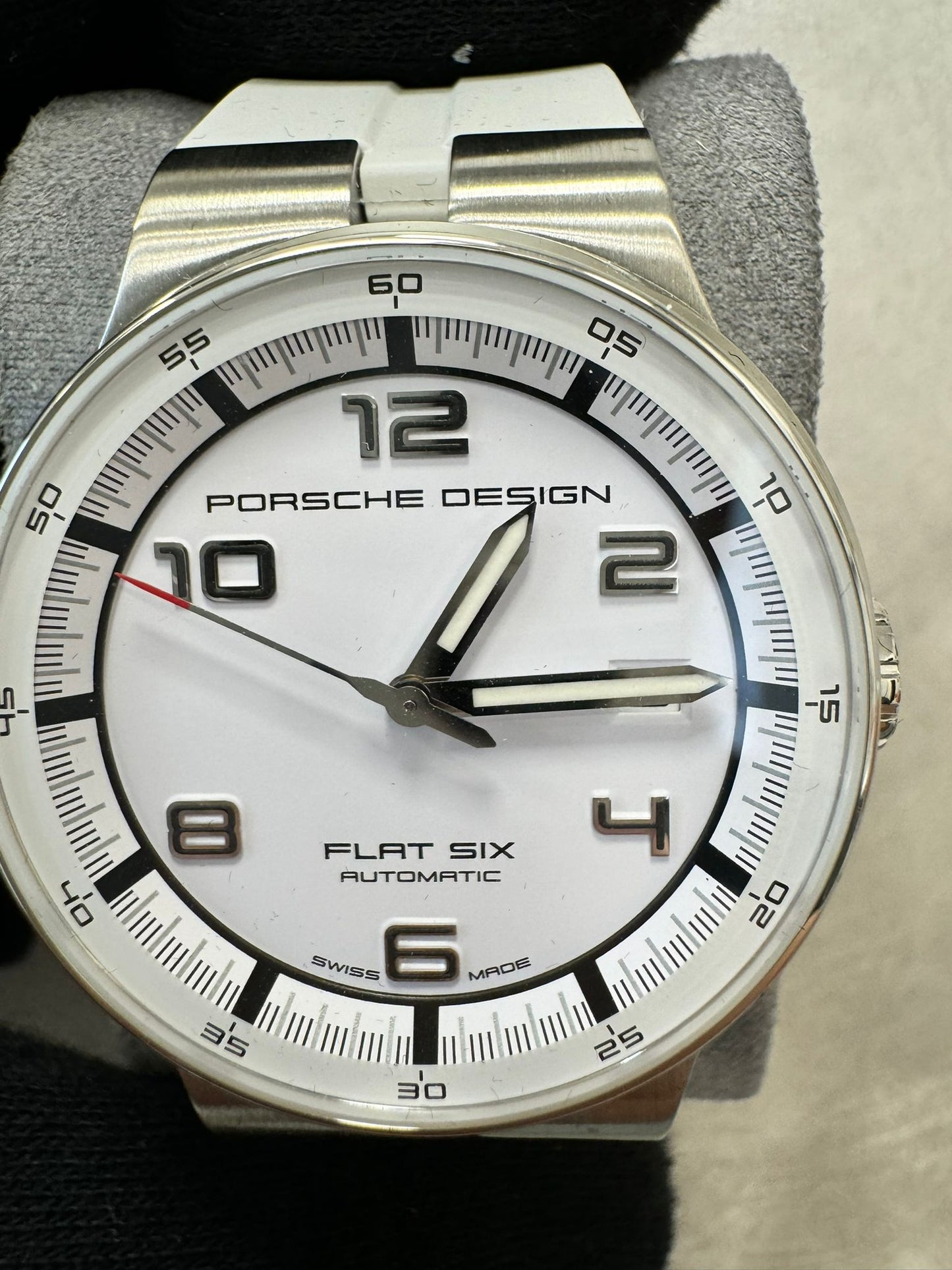 PORSCHE DESIGN Timepieces Flat Six