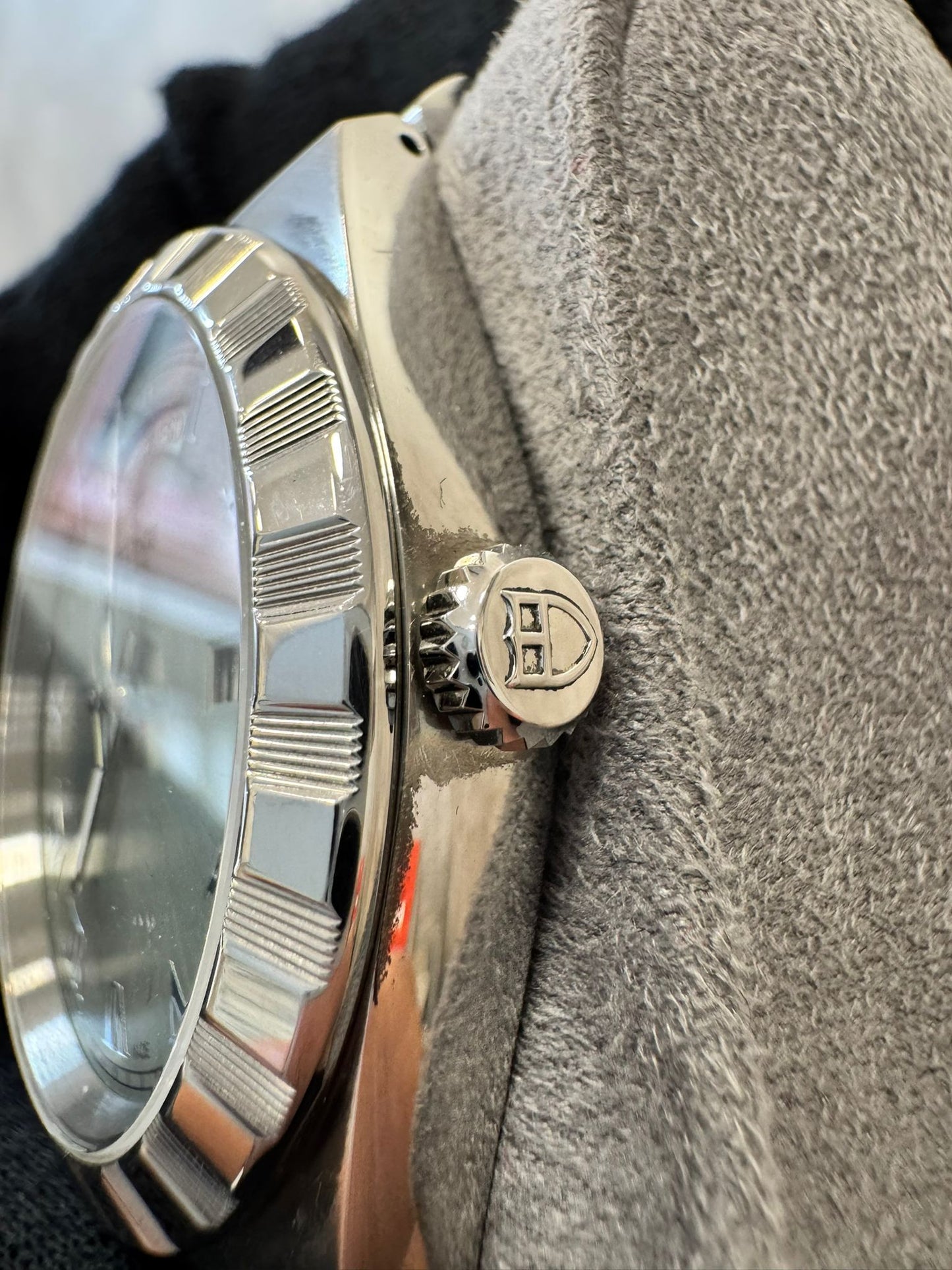TUDOR Royal