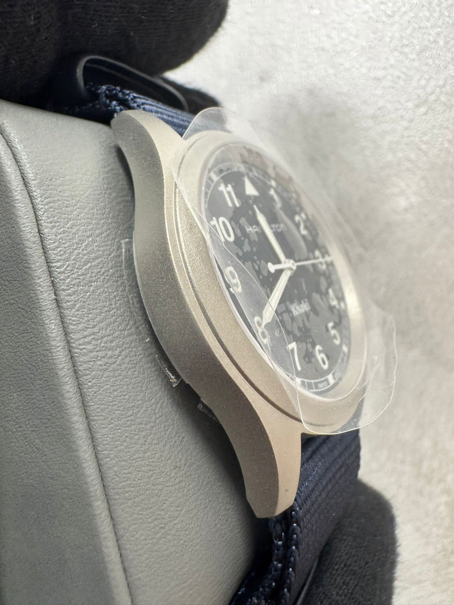 HAMILTON Khaki Field